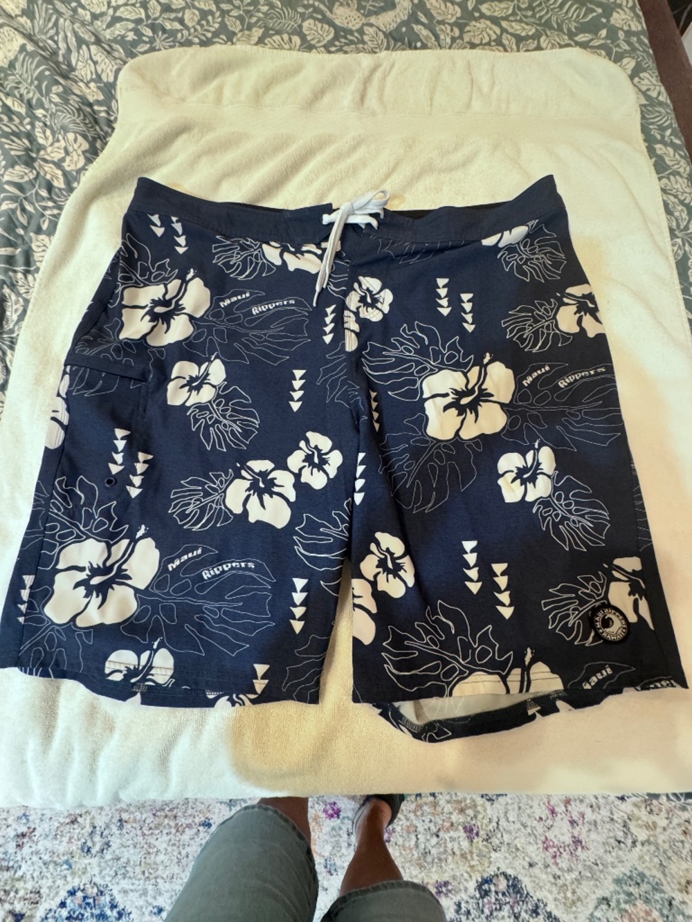 Maui Ripper Board Shorts size 42